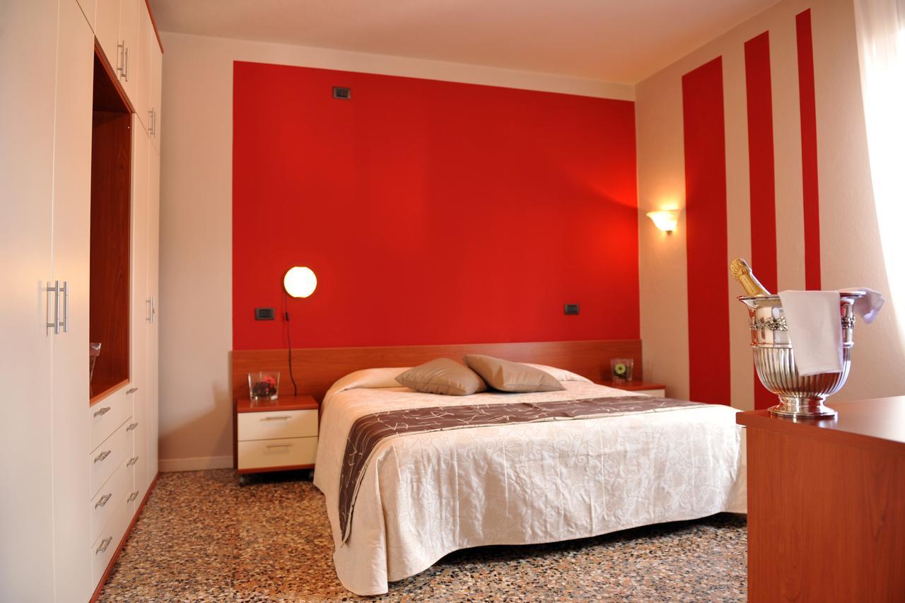 Hotel Bellavista Meuble 몬테 이솔라 외부 사진