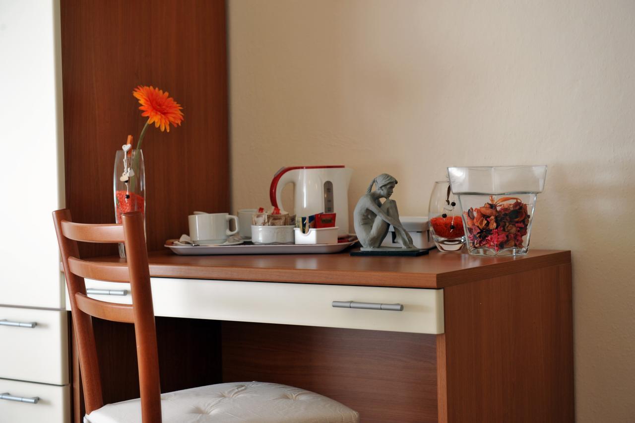 Hotel Bellavista Meuble 몬테 이솔라 외부 사진